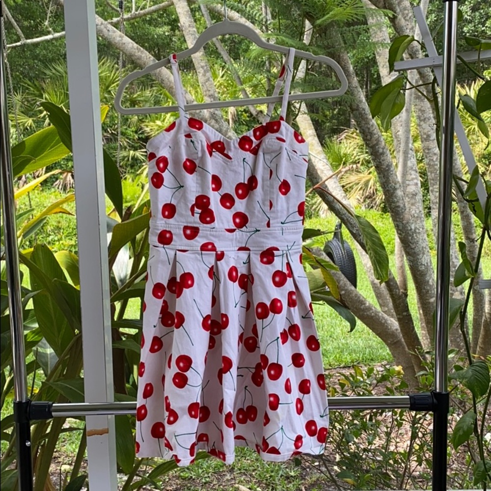 Cherry dress 🍒